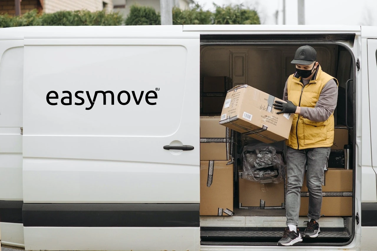 Hire a Exclusive Van with Driver for Easy and Efficient Cargo Transport